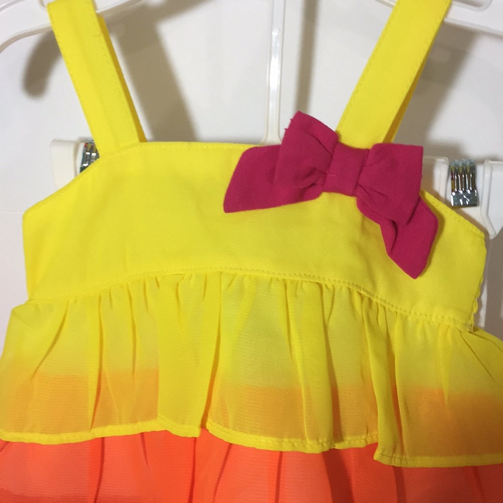 Top and Short Set - Picture 2 of 5